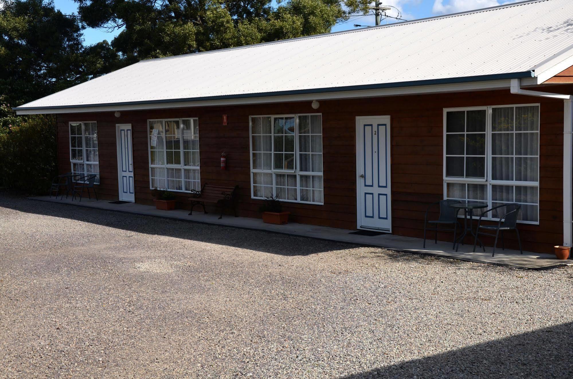 Castaway Holiday Apartments Strahan Exterior foto